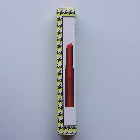 Makeup Revolution Emily In Paris Just A Kiss Cream Lipstick a berry red BNIP - Picture 2 of 6